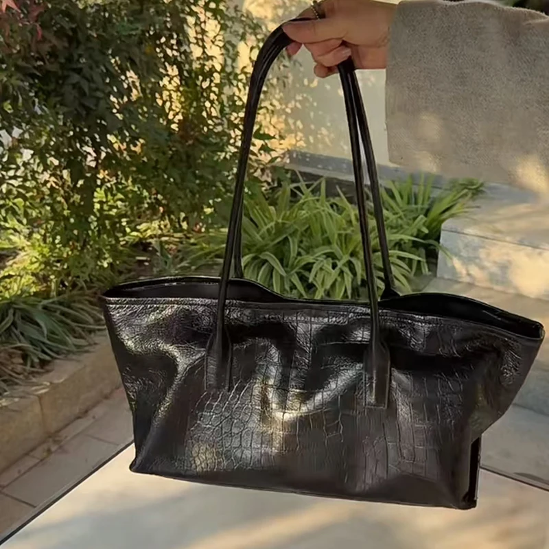Brand PU Soft Leather Women's  - đánh giá và giá Women Bags Branded